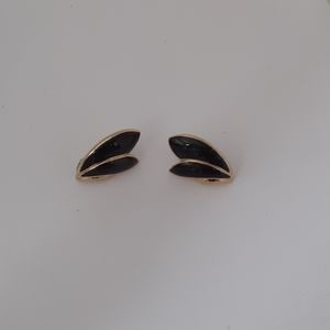 Vintage signed Trifari